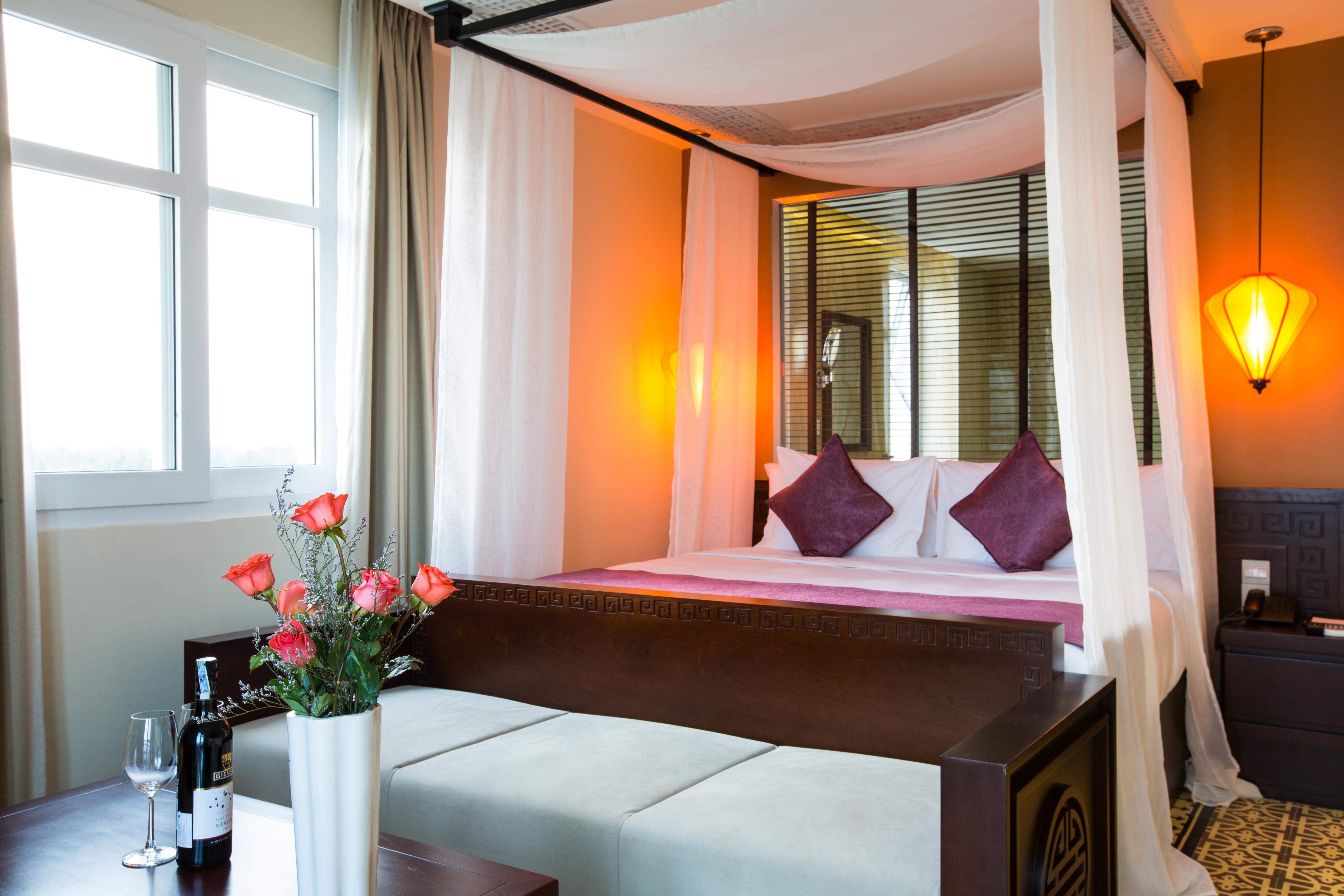 Royal Riverside Hoi An Hotel & Spa Zewnętrze zdjęcie